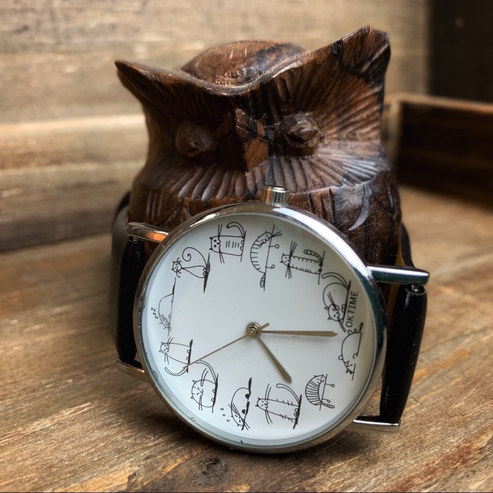Cat Nap Japanese Faux Leather Fashion Watch